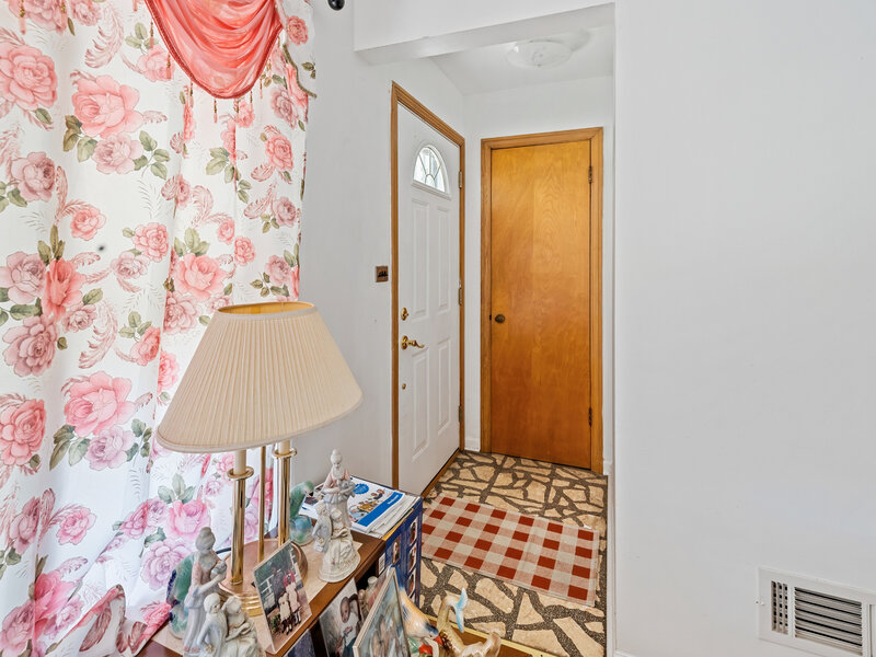 9109 New England Avenue Morton Grove IL 60053