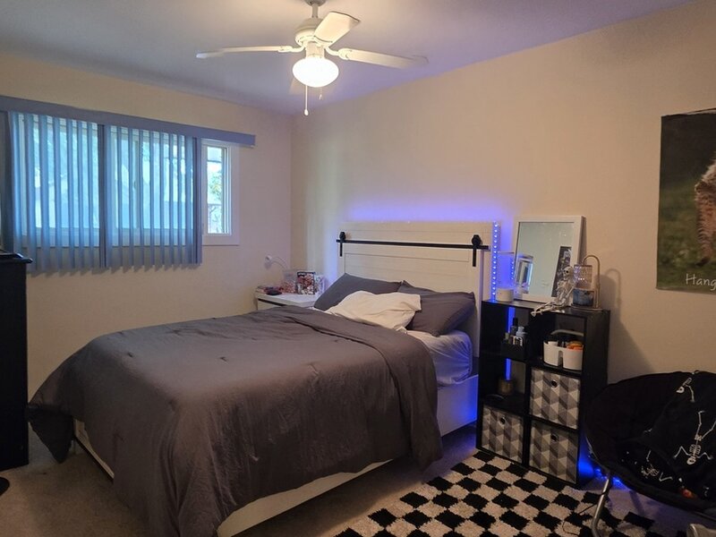 1 Holyoke Lane Villa Park IL 60181
