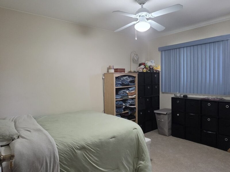 1 Holyoke Lane Villa Park IL 60181