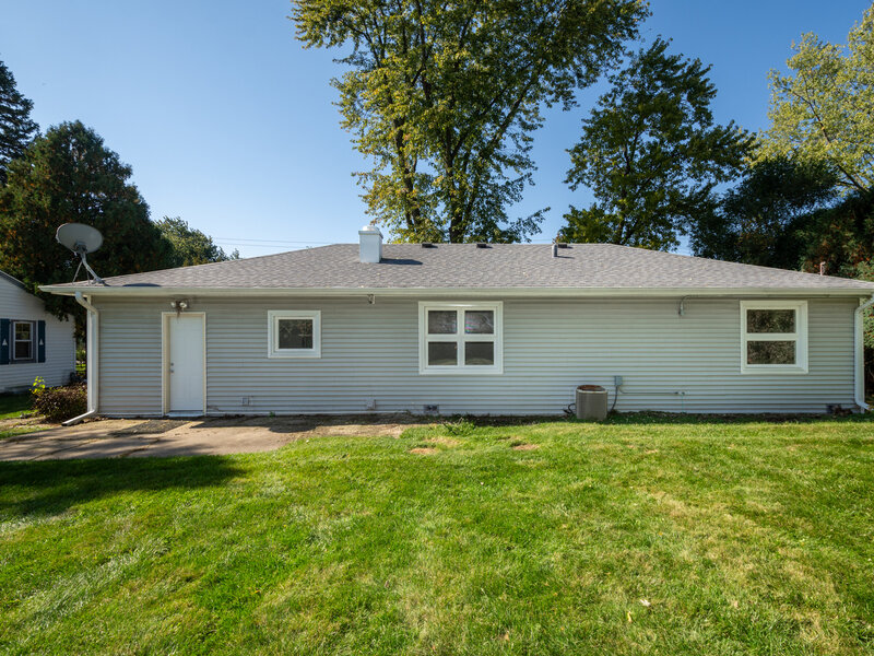 41123 N 2nd Street Antioch IL 60002