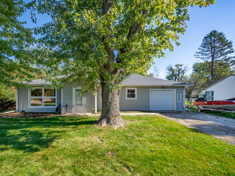 41123 N 2nd Street Antioch IL 60002