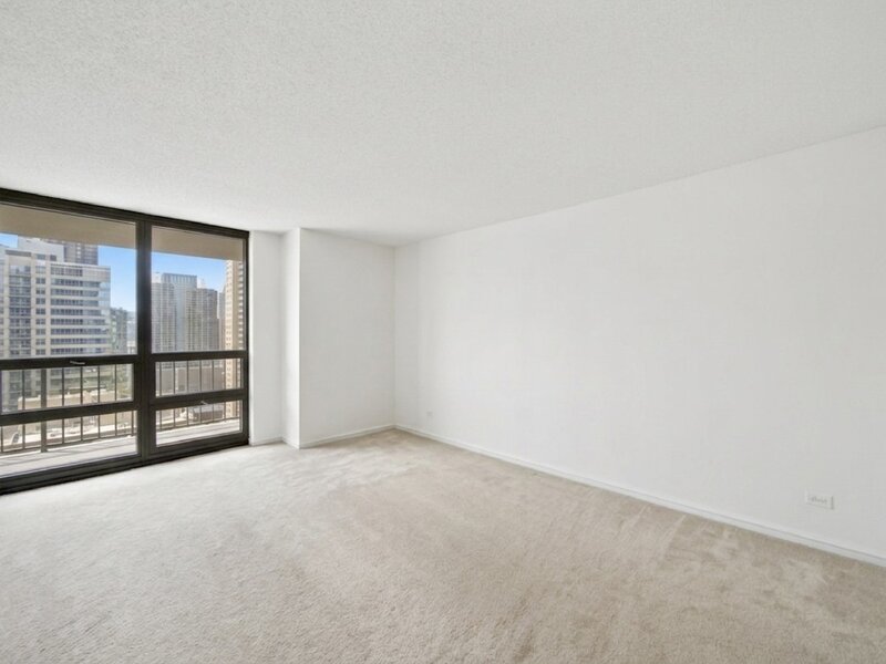 10 E Ontario Street Chicago IL 60611