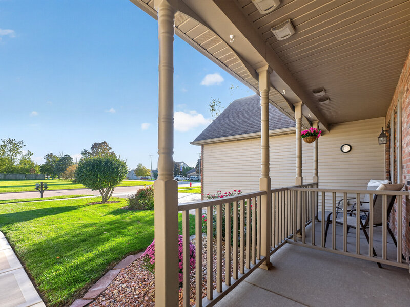 9 E South Avenue Cortland IL 60112