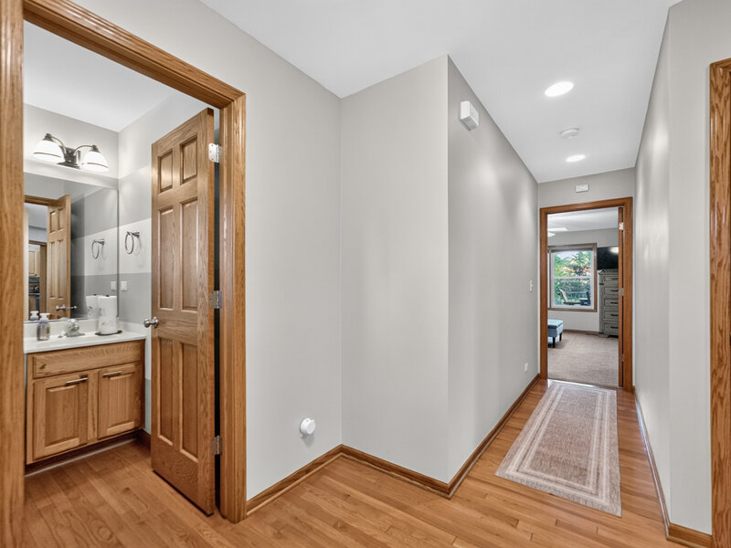 9 E South Avenue Cortland IL 60112