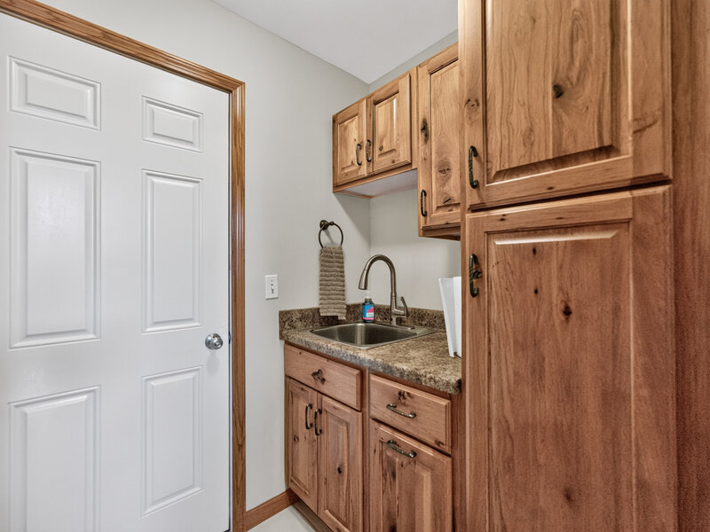 9 E South Avenue Cortland IL 60112