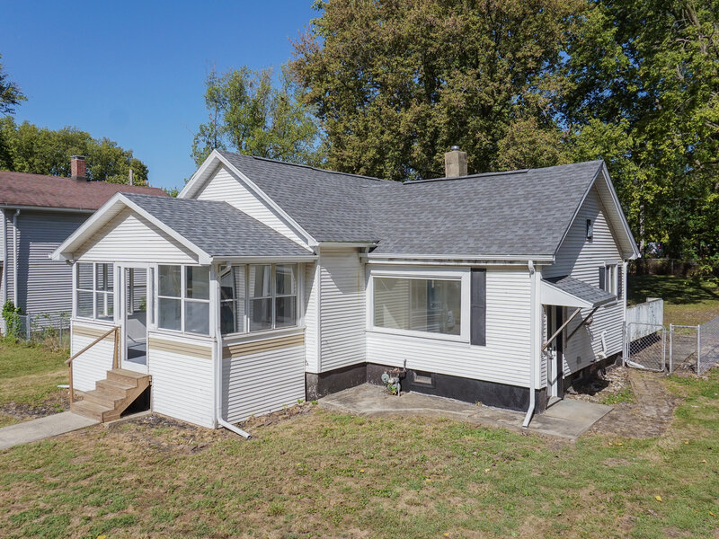 809 W Monroe Street Bloomington IL 61701