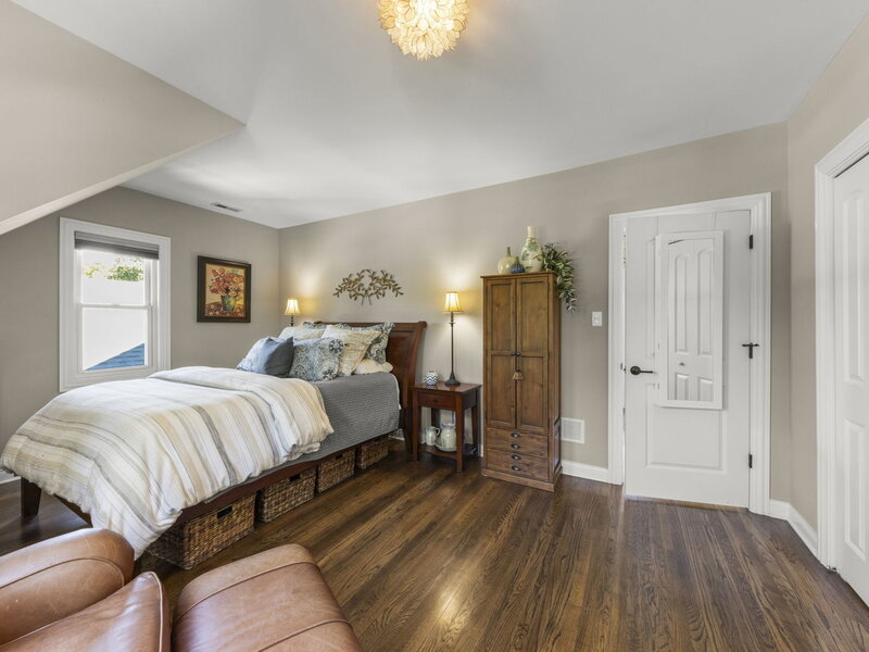 2125 N Neva Avenue Chicago IL 60707