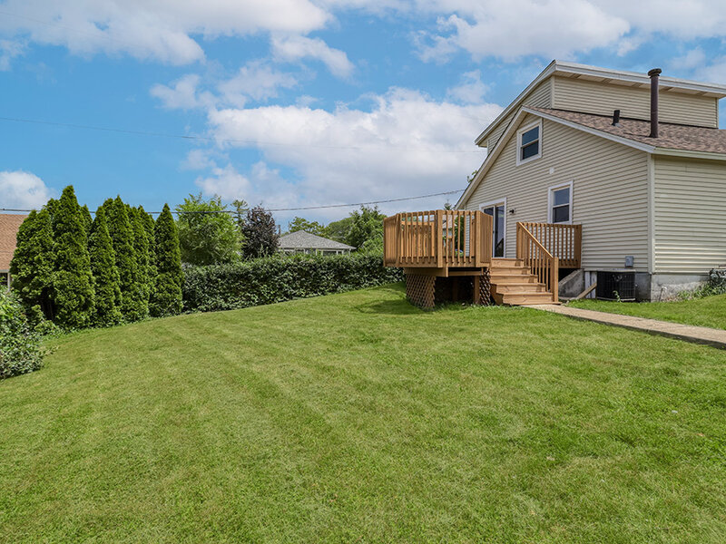 521 Mccarthy Road Lemont IL 60439