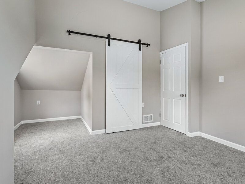 521 Mccarthy Road Lemont IL 60439