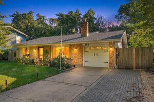 Photo of 184 N Schmidt Road Bolingbrook IL 60440