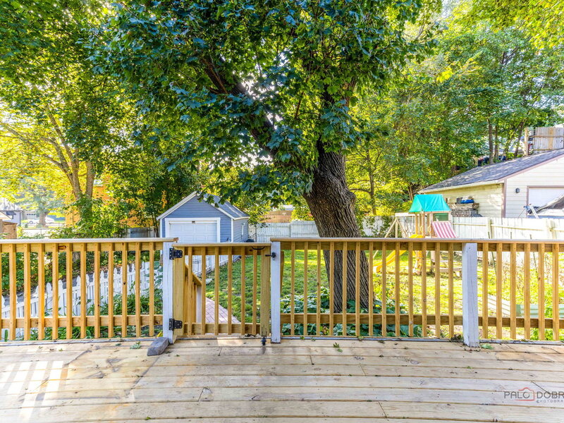 519 Laurel Street Elgin IL 60120