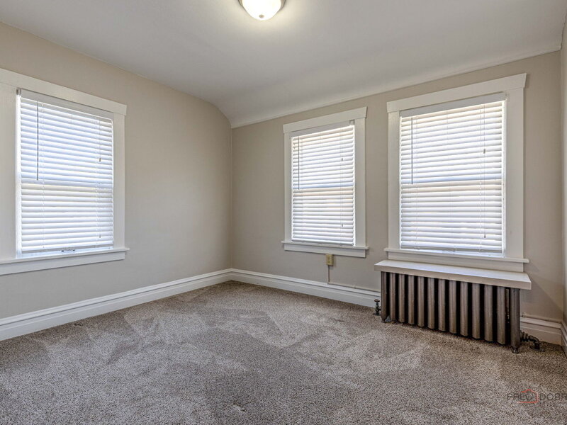 519 Laurel Street Elgin IL 60120
