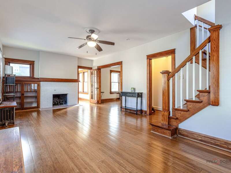 519 Laurel Street Elgin IL 60120