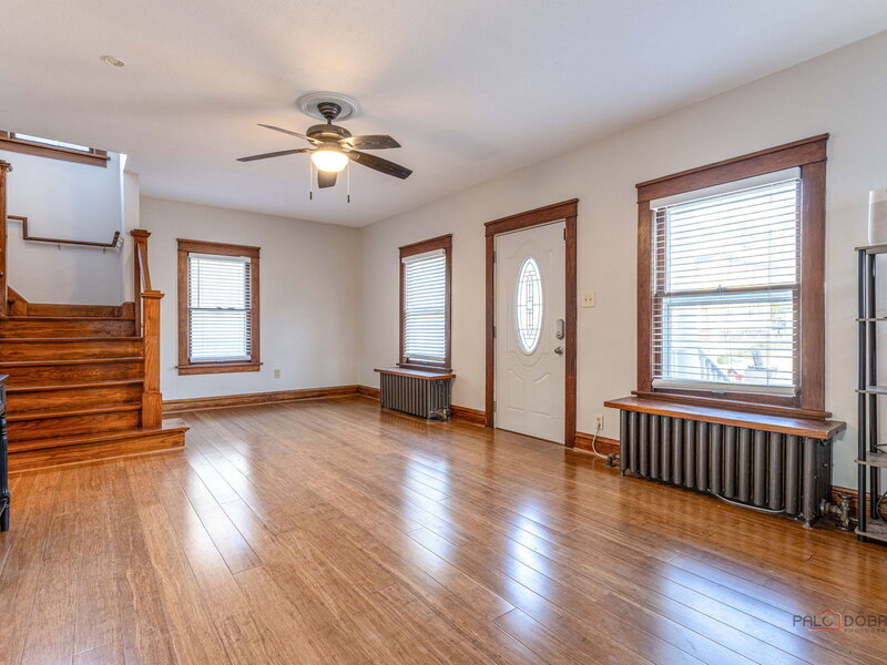 519 Laurel Street Elgin IL 60120