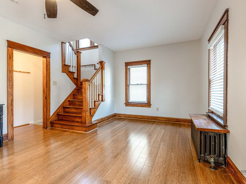519 Laurel Street Elgin IL 60120