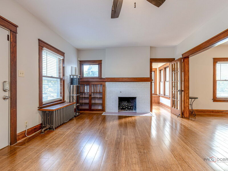 519 Laurel Street Elgin IL 60120