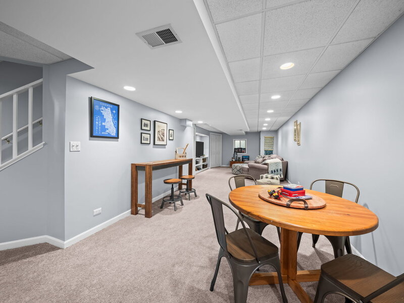 1216 N Yale Avenue Arlington Heights IL 60004