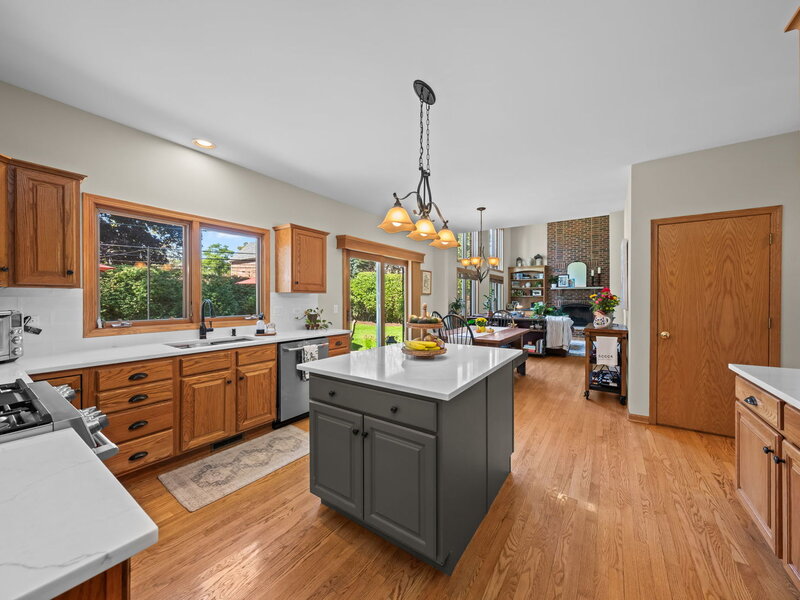 1216 N Yale Avenue Arlington Heights IL 60004