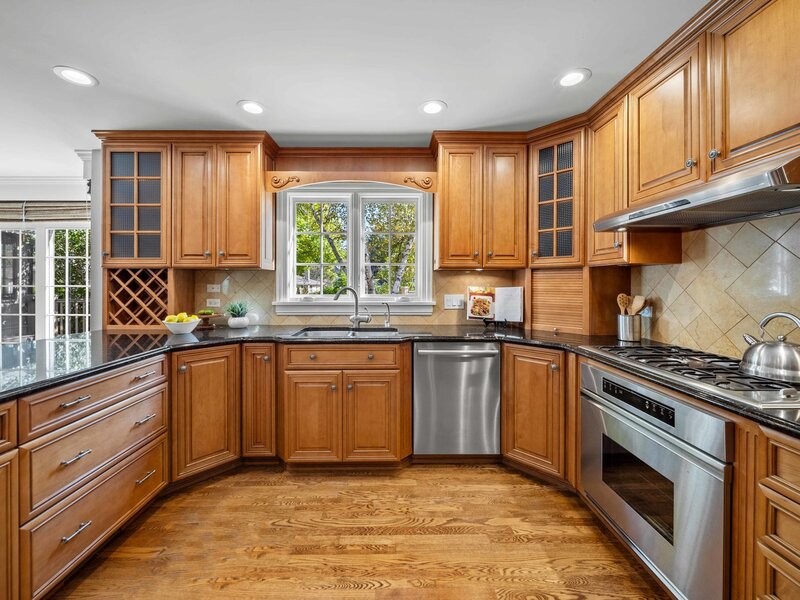 1029 N Carlyle Lane Arlington Heights IL 60004