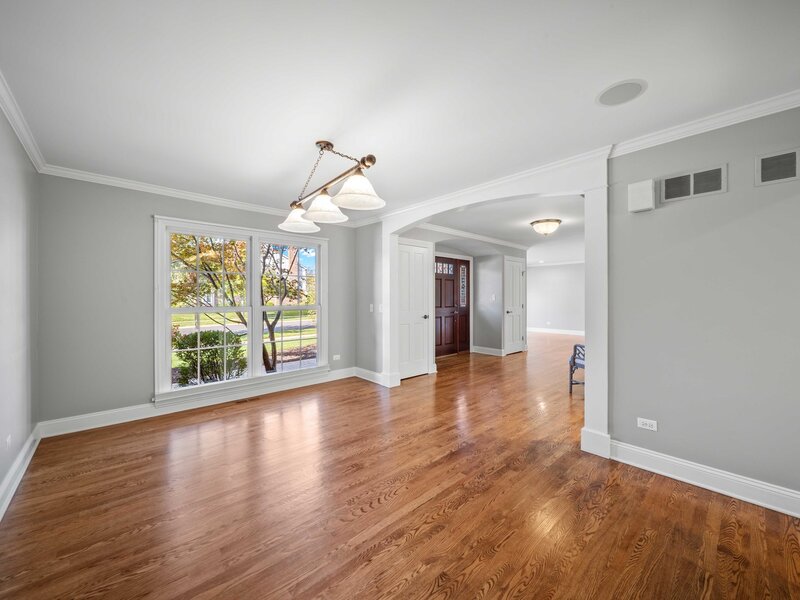 1029 N Carlyle Lane Arlington Heights IL 60004