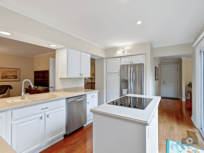2098 Creekside Drive Wheaton IL 60189