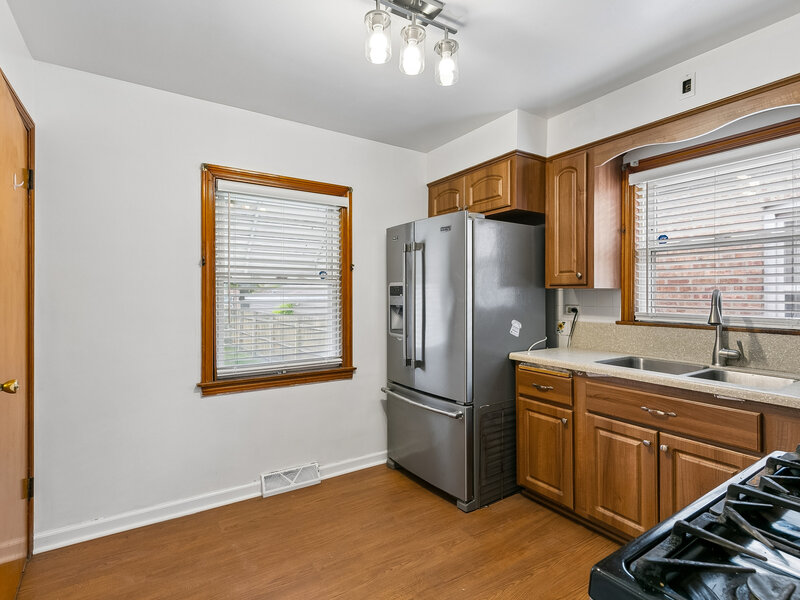 12613 S Throop Street Calumet Park IL 60827