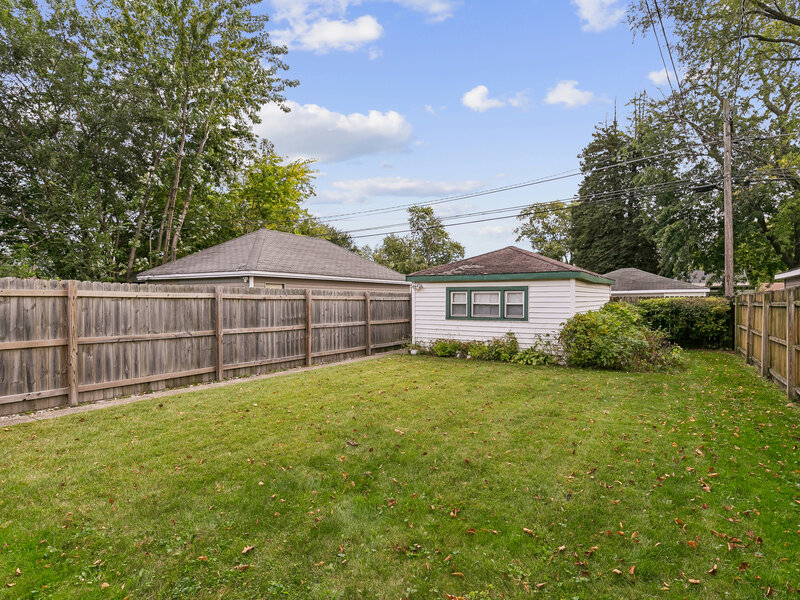 12613 S Throop Street Calumet Park IL 60827
