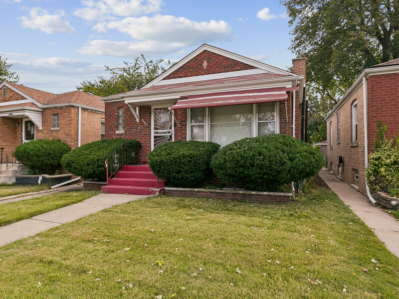 12613 S Throop Street Calumet Park IL 60827