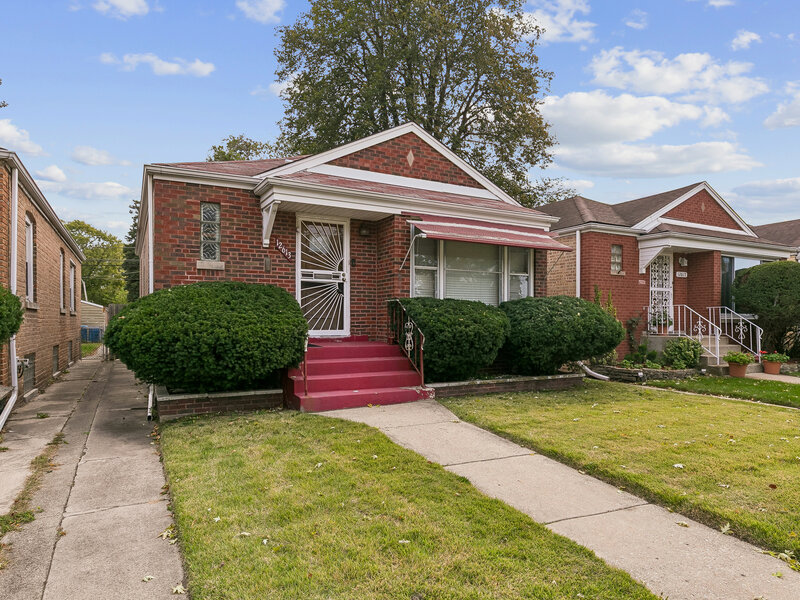 12613 S Throop Street Calumet Park IL 60827