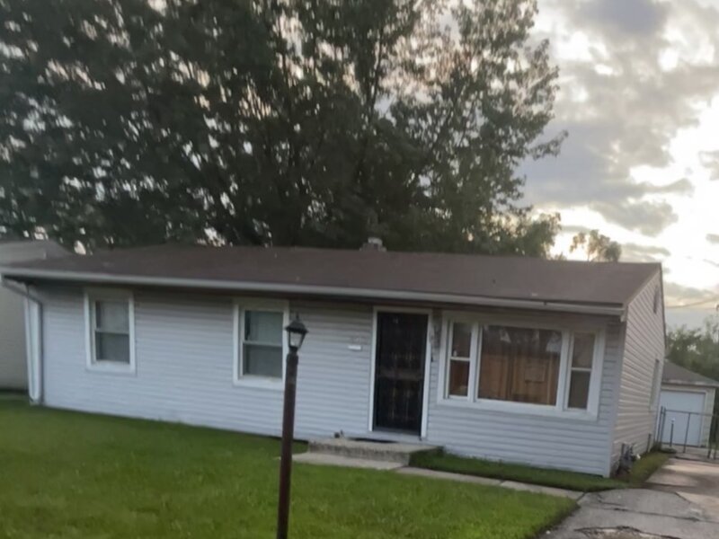 13946 S Lydia Avenue Robbins IL 60472
