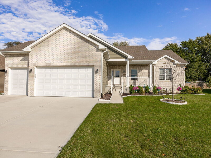 20929 Lakewoods Lane Shorewood IL 60404