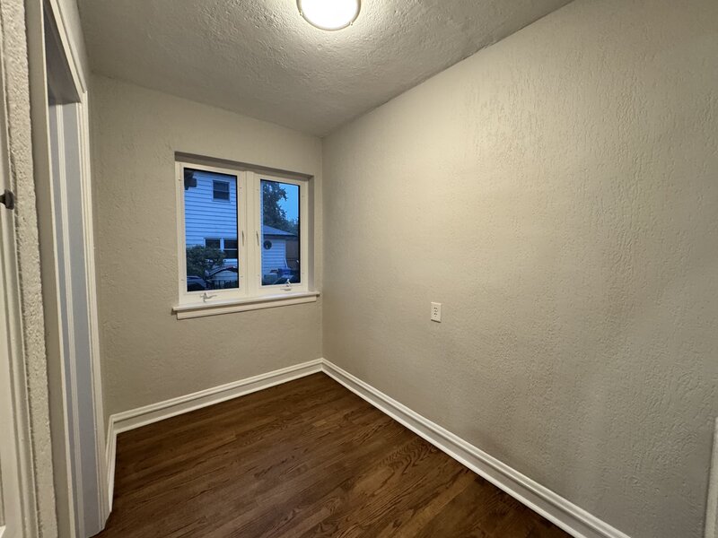 9412 S Hoyne Avenue Chicago IL 60643
