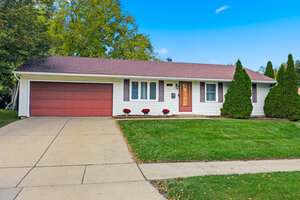 Photo of 1687 S Green Meadows Boulevard Streamwood IL 60107