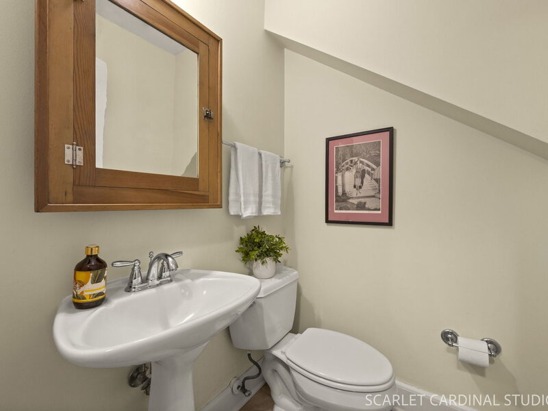4 Thornapple Road St. Charles IL 60174