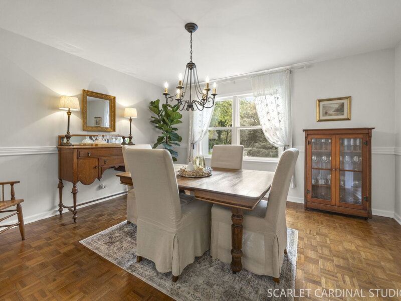 4 Thornapple Road St. Charles IL 60174