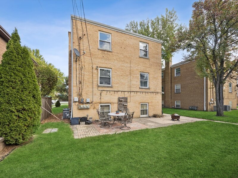 3010 Harlem Avenue Riverside IL 60546