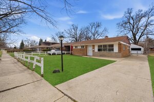 Photo of 1354 Gordon Avenue Calumet City IL 60409