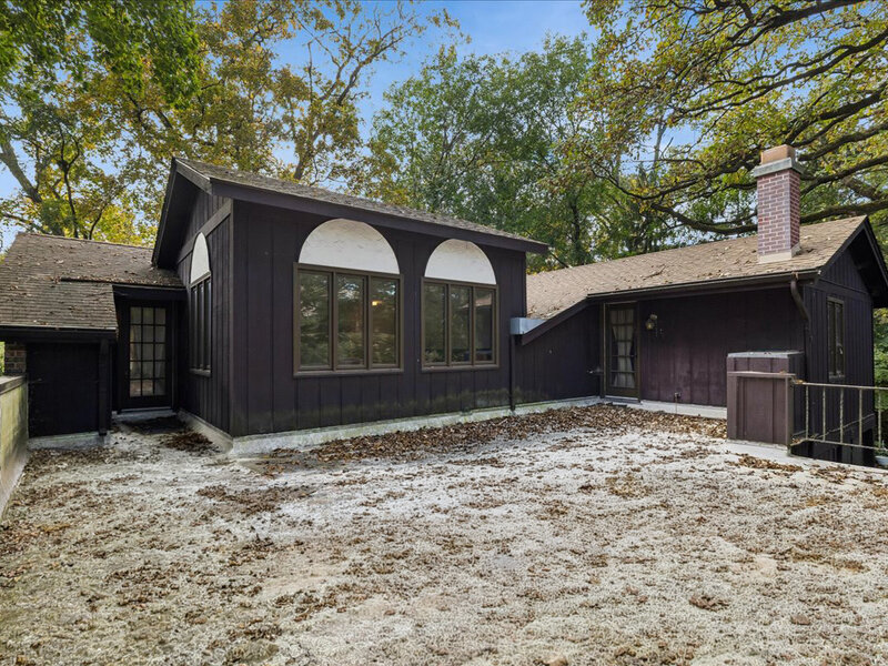 13 Wedgewood Drive Elgin IL 60124