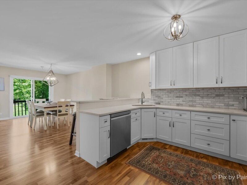 624 Daisy Lane Roselle IL 60172