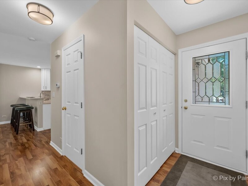 624 Daisy Lane Roselle IL 60172