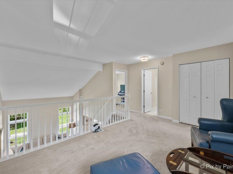 624 Daisy Lane Roselle IL 60172