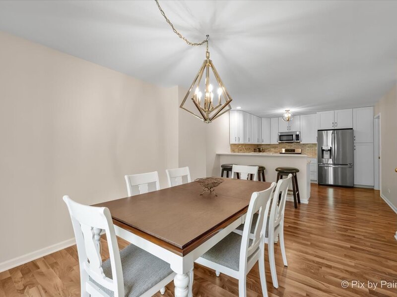 624 Daisy Lane Roselle IL 60172