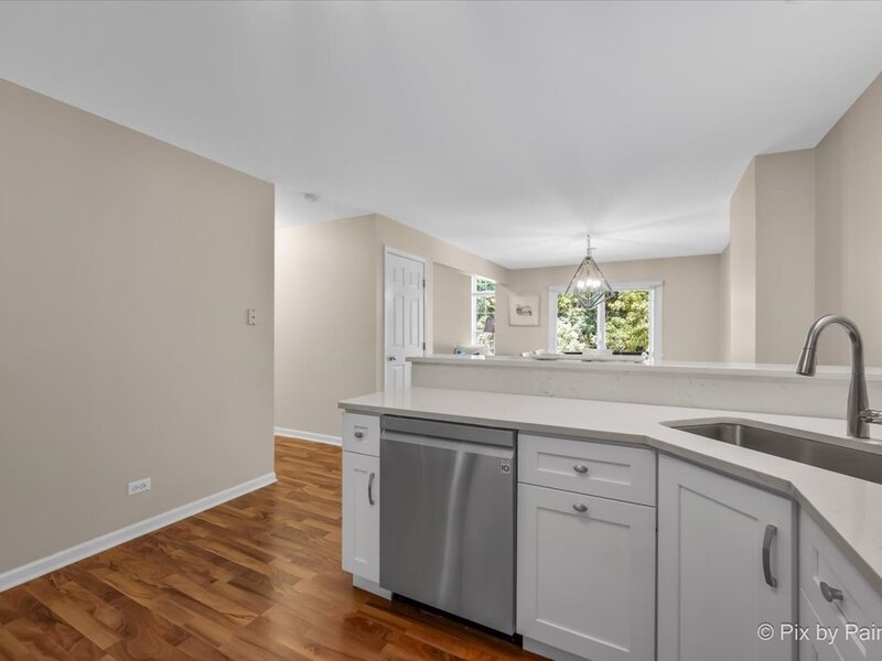624 Daisy Lane Roselle IL 60172