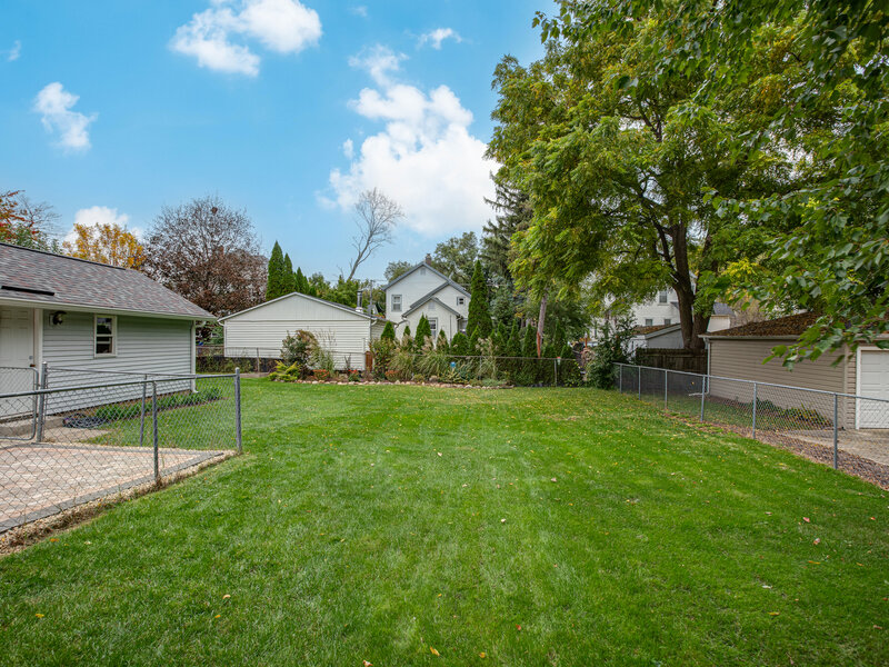 341 Harrison Street West Chicago IL 60185