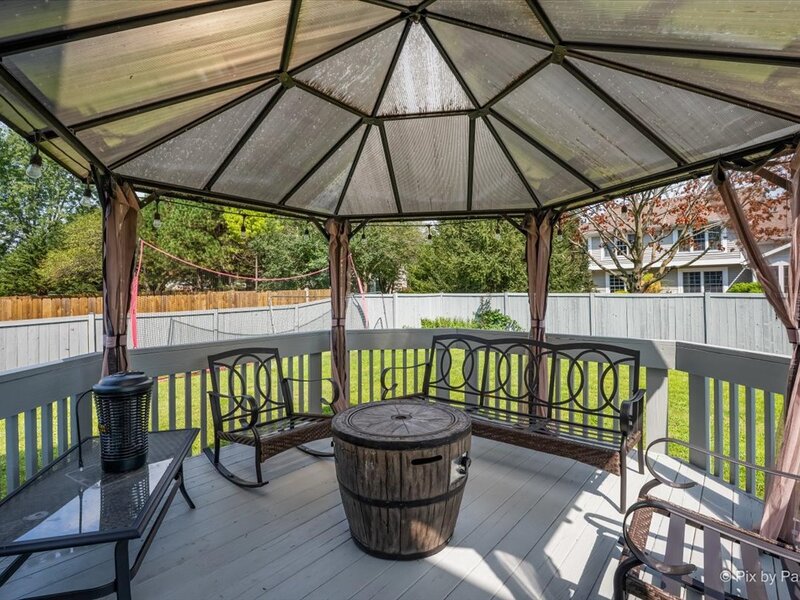 760 Covington Circle Crystal Lake IL 60014