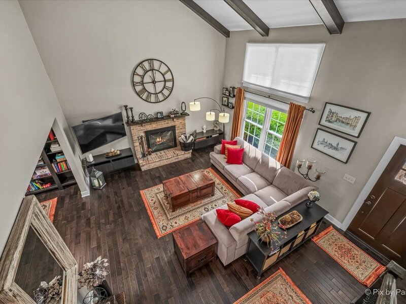 760 Covington Circle Crystal Lake IL 60014