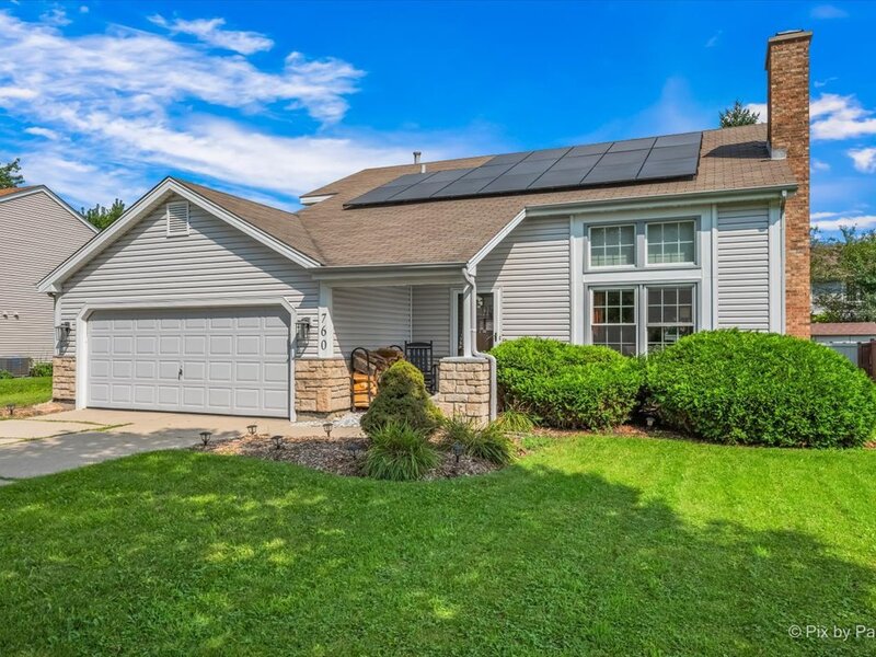 760 Covington Circle Crystal Lake IL 60014