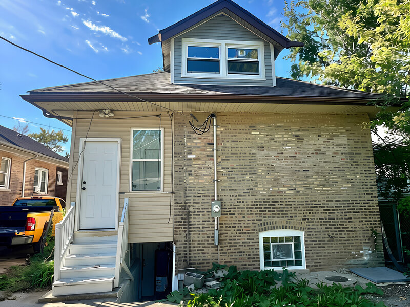 10145 S Lafayette Avenue Chicago IL 60628