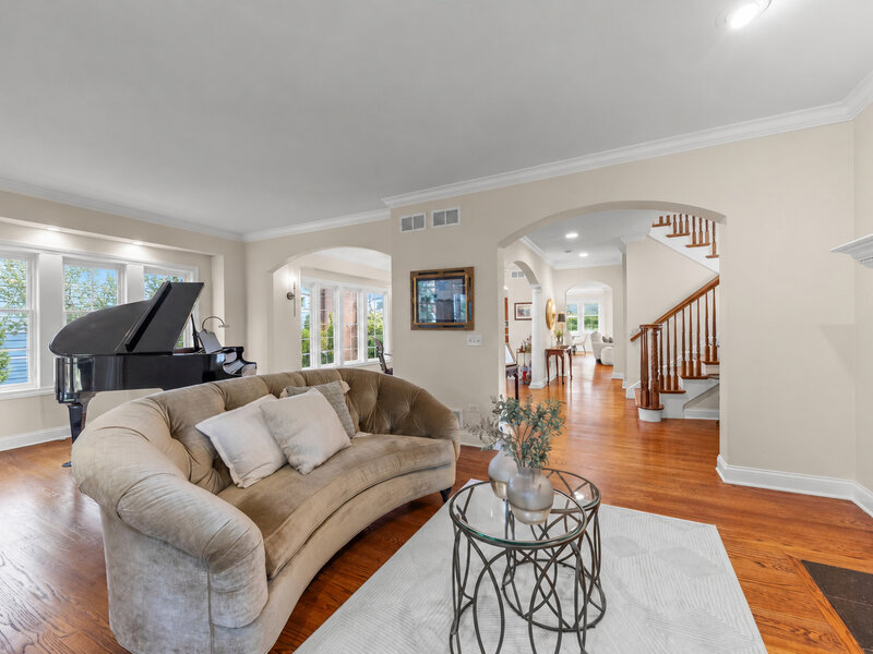 706 N Ellsworth Street Naperville IL 60563