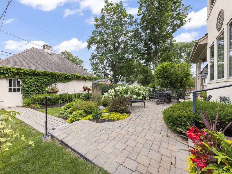 706 N Ellsworth Street Naperville IL 60563